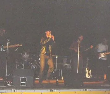 SAVERIO AMATO IN: "TRIBUTO A VASCO ROSSI"